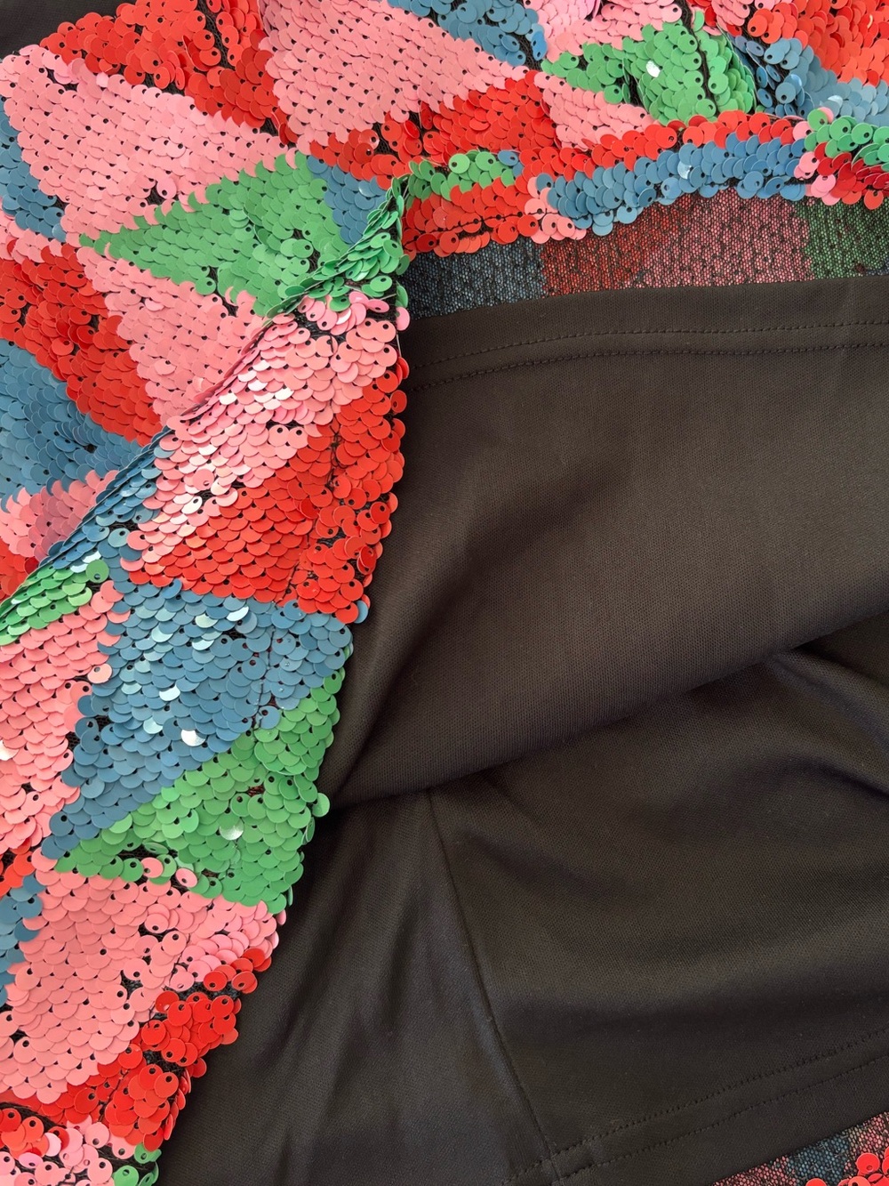 Love + Harmony Geometric Sequin Mini Skirt Size Large - Picture 4 of 6